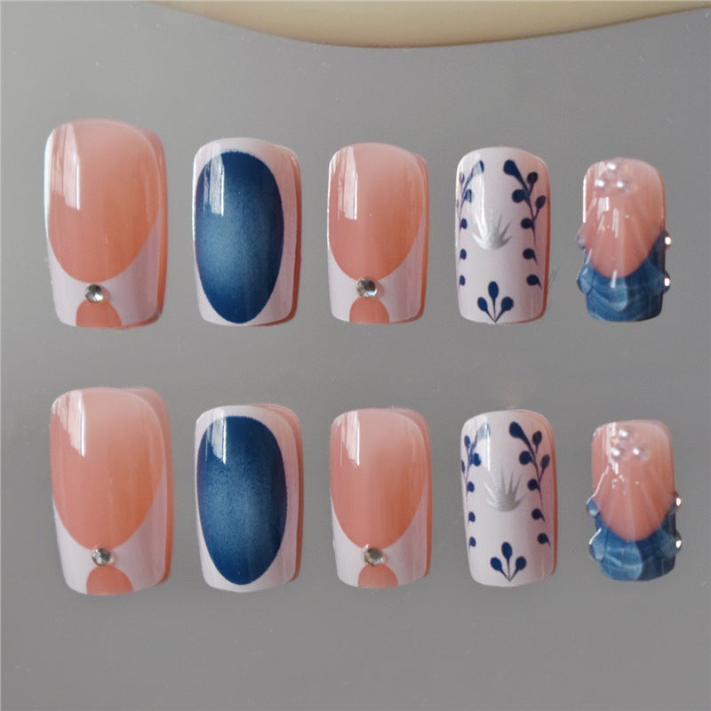 Künstlerisches dekoratives Press-On-Nagelset Brehn