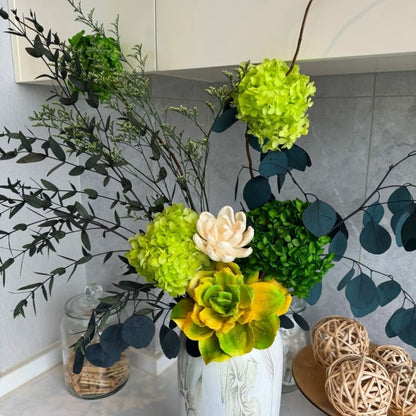 Elegante Konservierte Blumenarrangement
