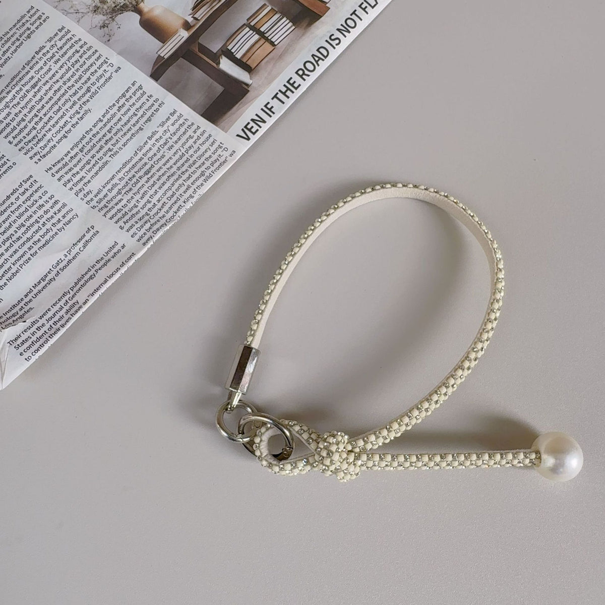 Elegante geknotte Perlenarmband-Band Brehn