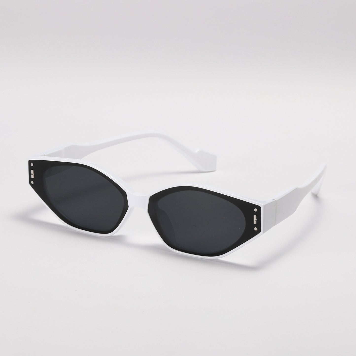 Damen geometrische Sonnenbrille im futuristischen Design Brehn