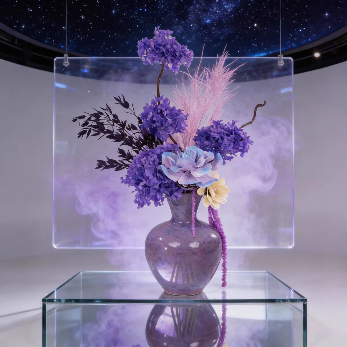 Elegante Blumenarrangement für die Wohnkultur