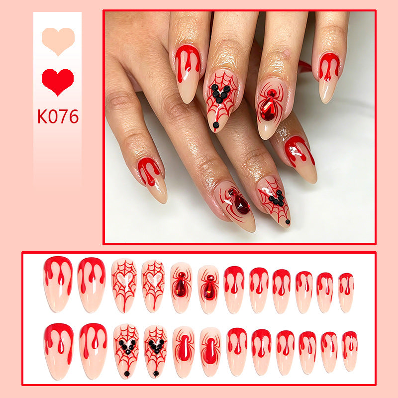 Kunstnagelset mit Halloween-Motiv und detailreichen Verzierungen Brehn