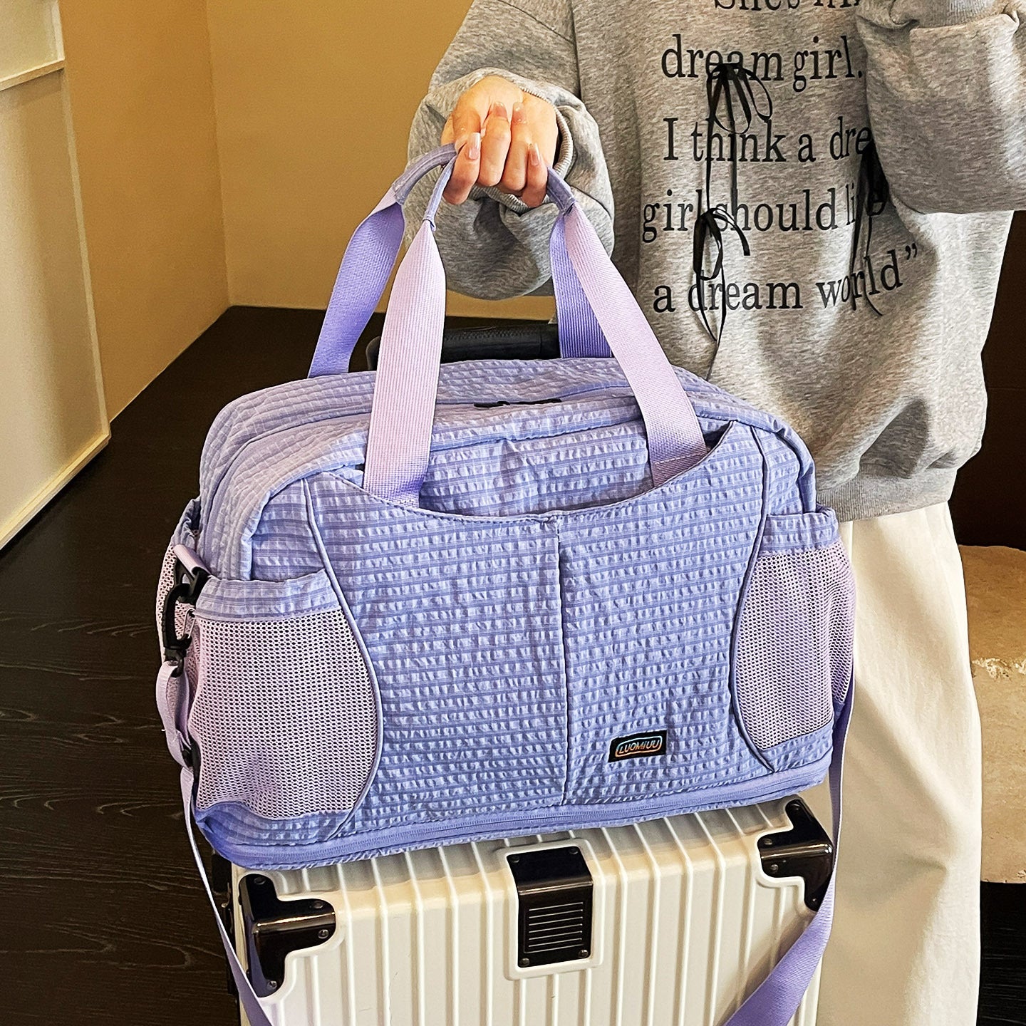 Texturiertes Sport-Duffle-Brehn