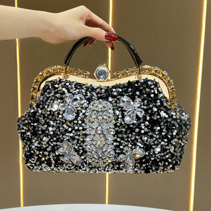 Verzierte Abendtasche