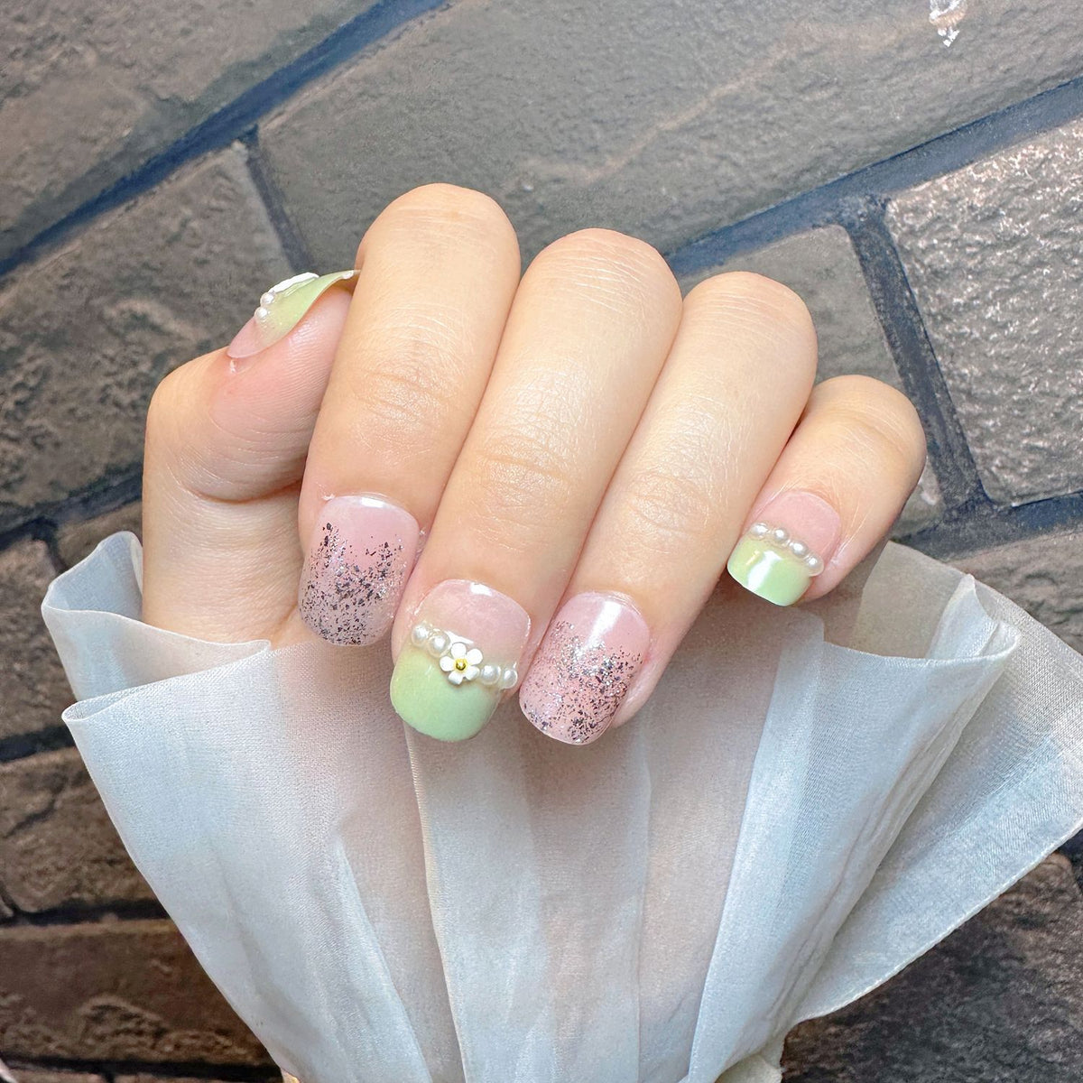 Dekorative Nagelkunst Brehn