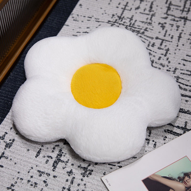 Gepolstertes Sitzkissen in Blumenform mit Kunstleder‑Mittelstück und flauschiger Randpolsterung