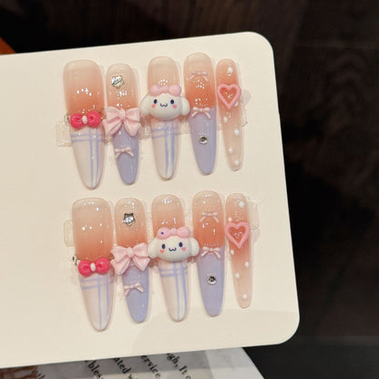 Dekoratives Press-On Nagelkunst-Set mit fantasievollen Charakteren