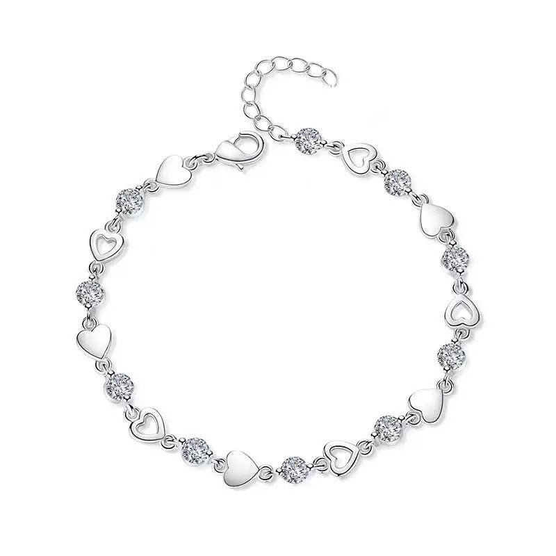 Herz-inspiriertes Charm-Armband Brehn