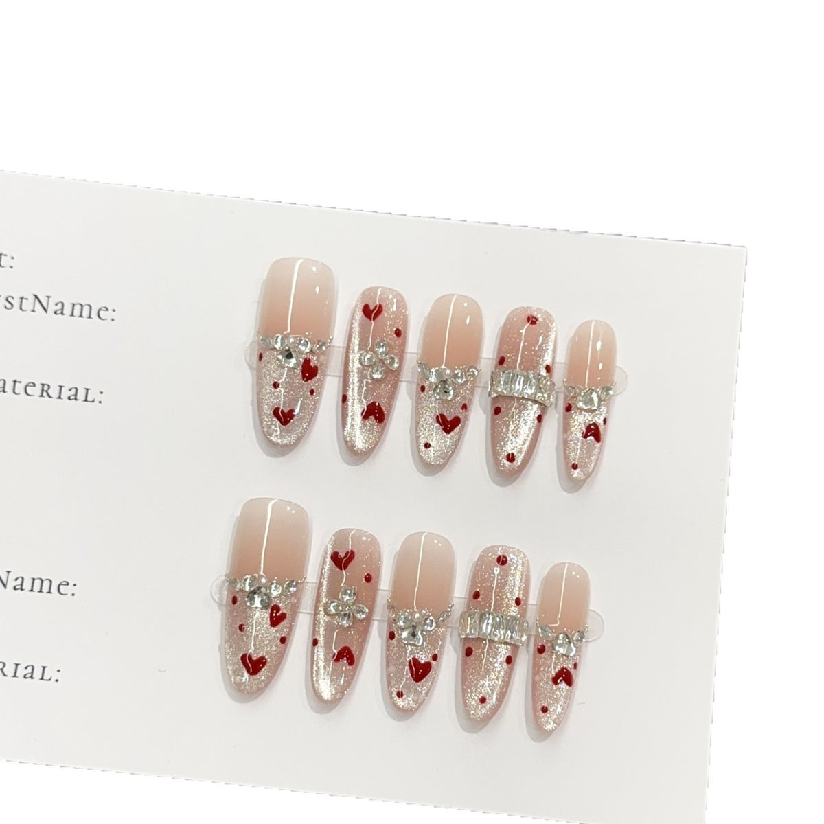 Herz-beschmücktes Press-On Nagelset