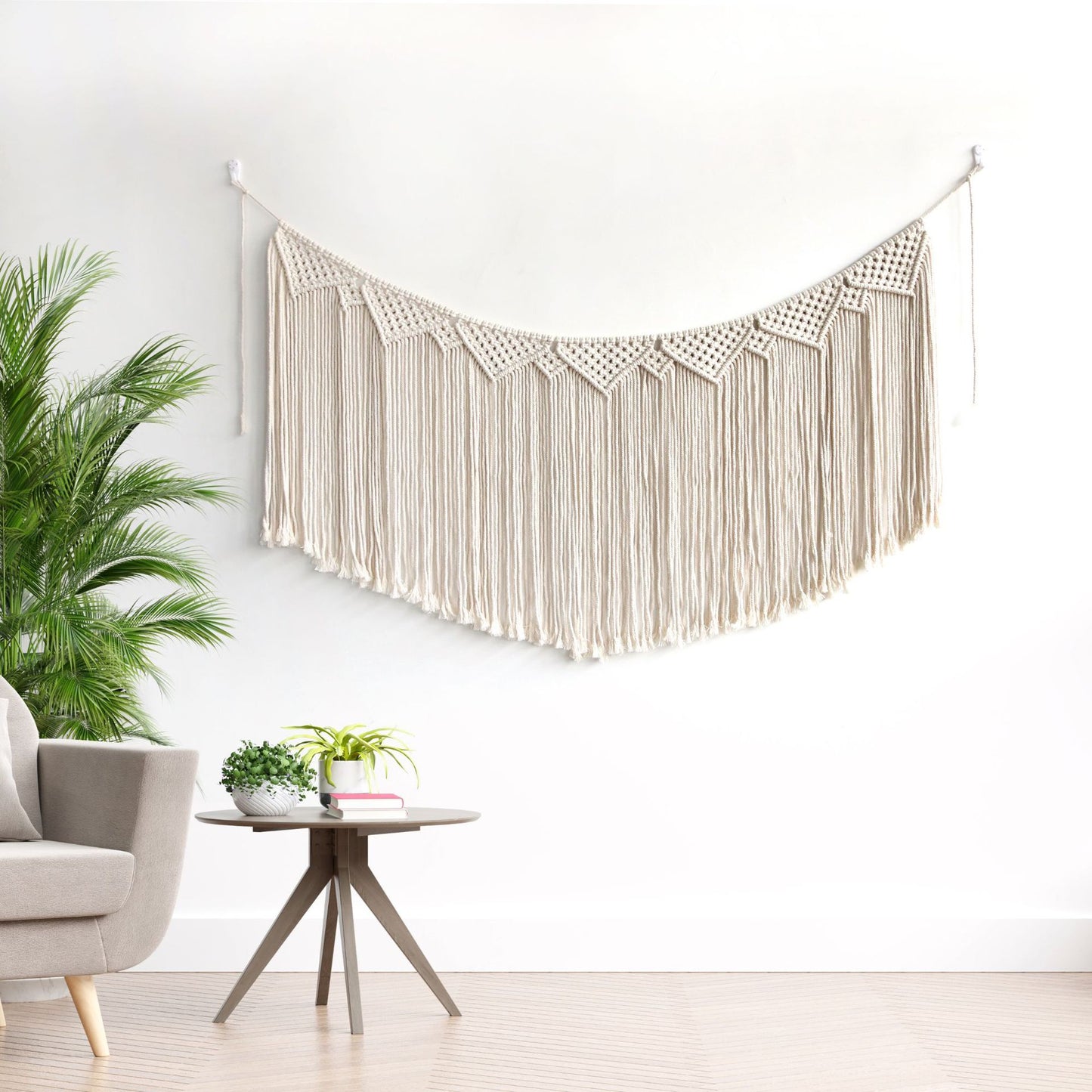 Makramee Wandbehang mit künstlerischem Design