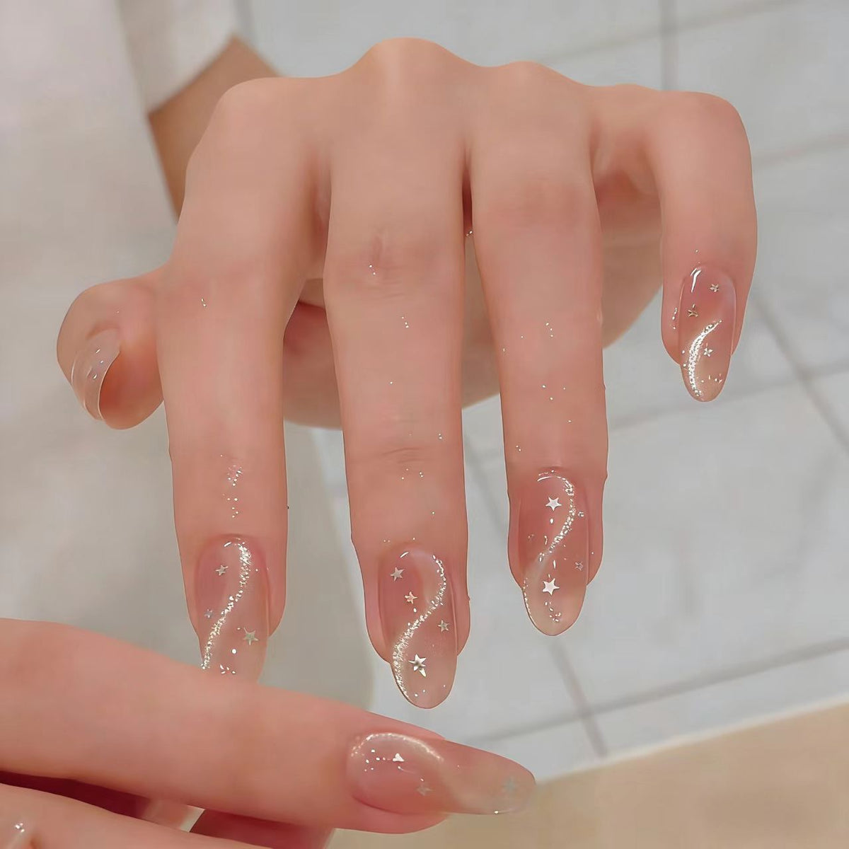Elegante Sternen Nagelkunst Verlängerungen