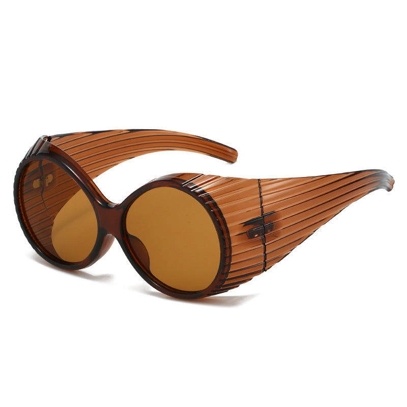 Damen Extravagante Sonnenbrille mit einzigartigem Wellendesign Brehn