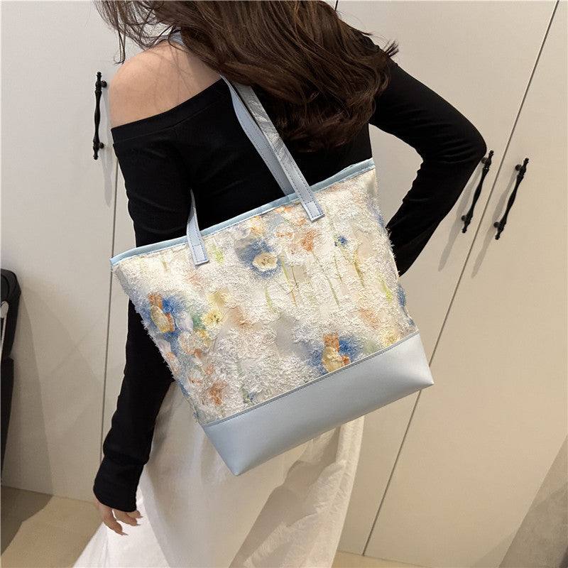Künstlerische floral gestickte Tote-Bag Brehn