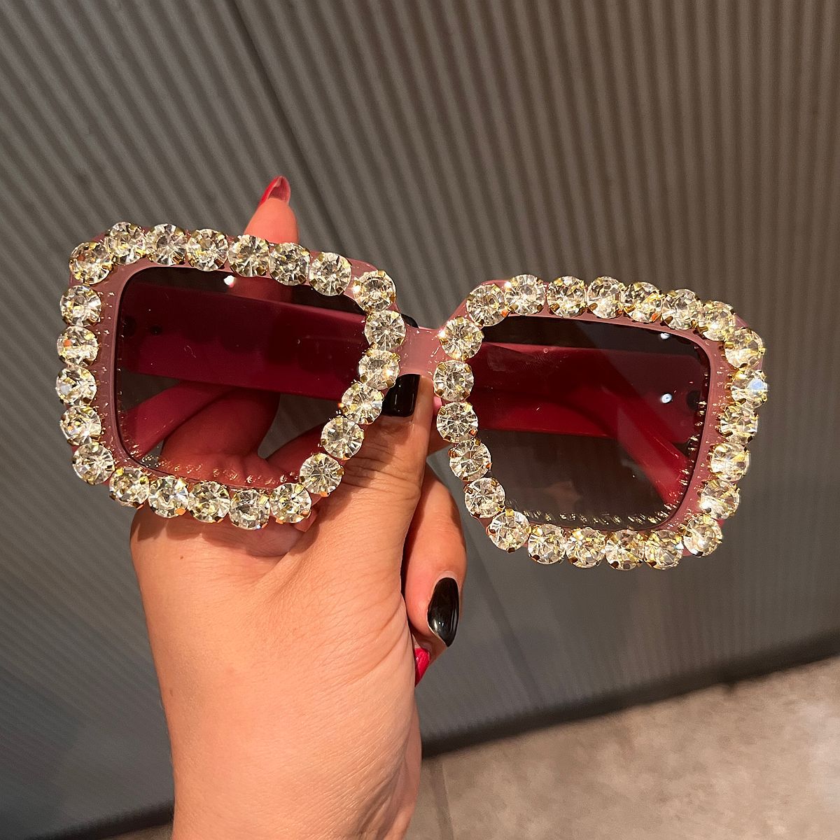 Damen Sonnenbrille mit funkelndem Kristallrahmen Brehn