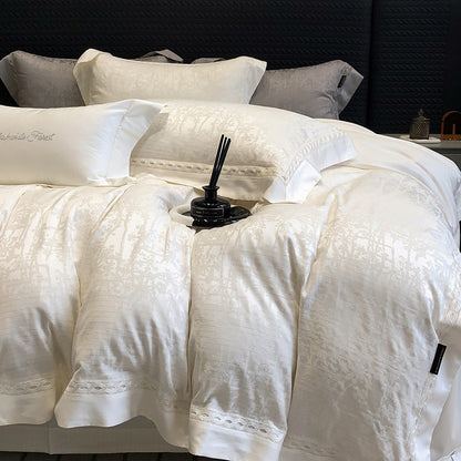 Satin-Jacquard Bettgarnitur mit dezenter Struktur und eleganter Borte