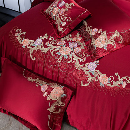 Besticktes Satin-Bettwäsche-Set mit Luxus-Applikationen