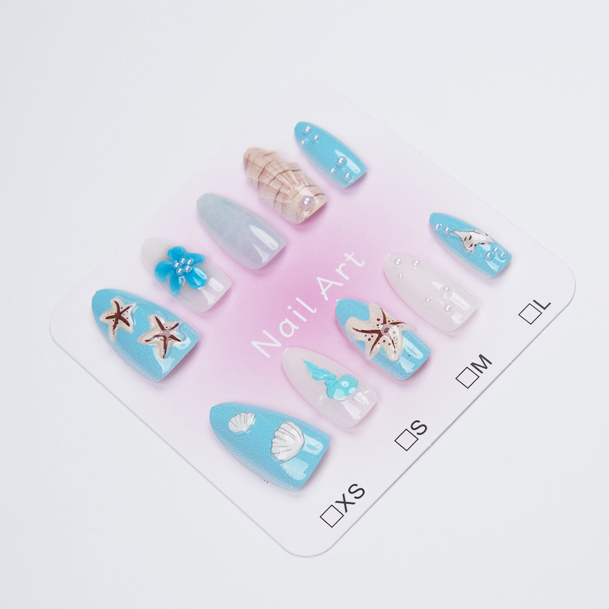 Künstlerisches Nagelset mit maritimem Design Brehn