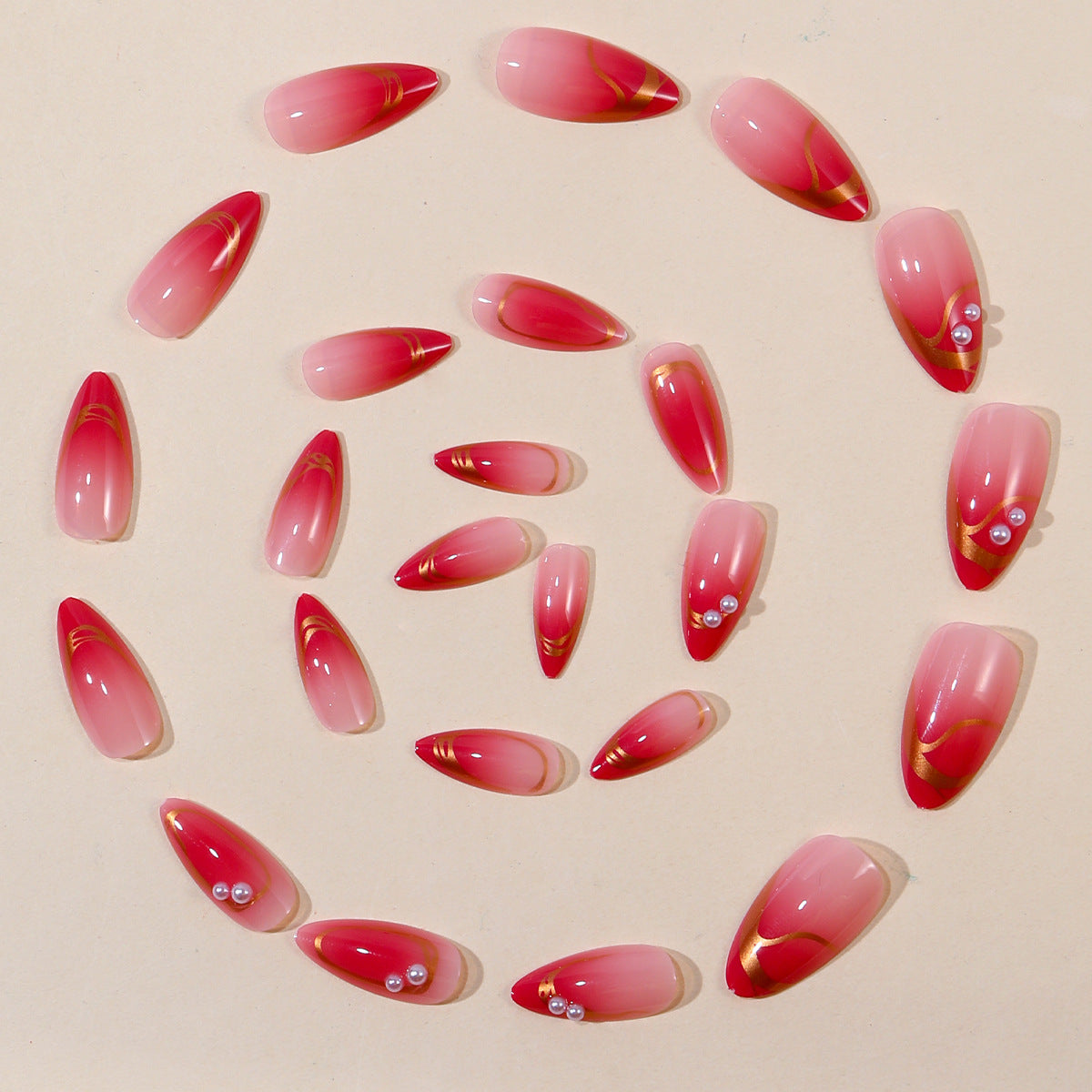 Elegante 3D Perlen Akzent Nagelkunst Verlängerungen Brehn