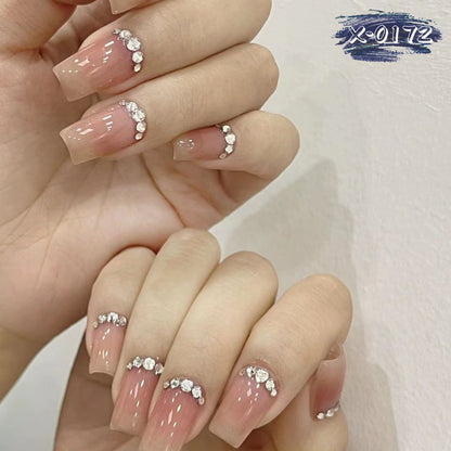 Elegantes Strass Akzent Nagelkunst Set