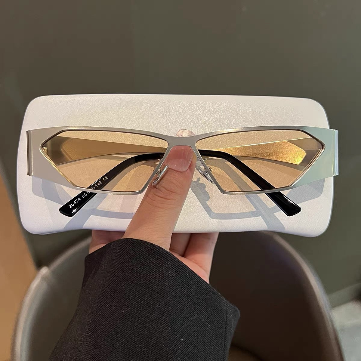 Designer Sonnenbrille mit Kantigem Rahmen Brehn