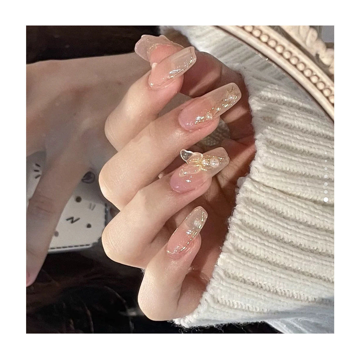 Elegante dekorative Nagelkunstverlängerungen