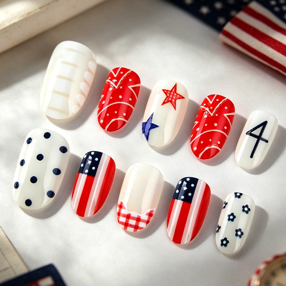 Patriotisches Nagelkunstdesign Brehn