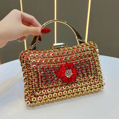 Edelstein-besetzte Abendhandtasche