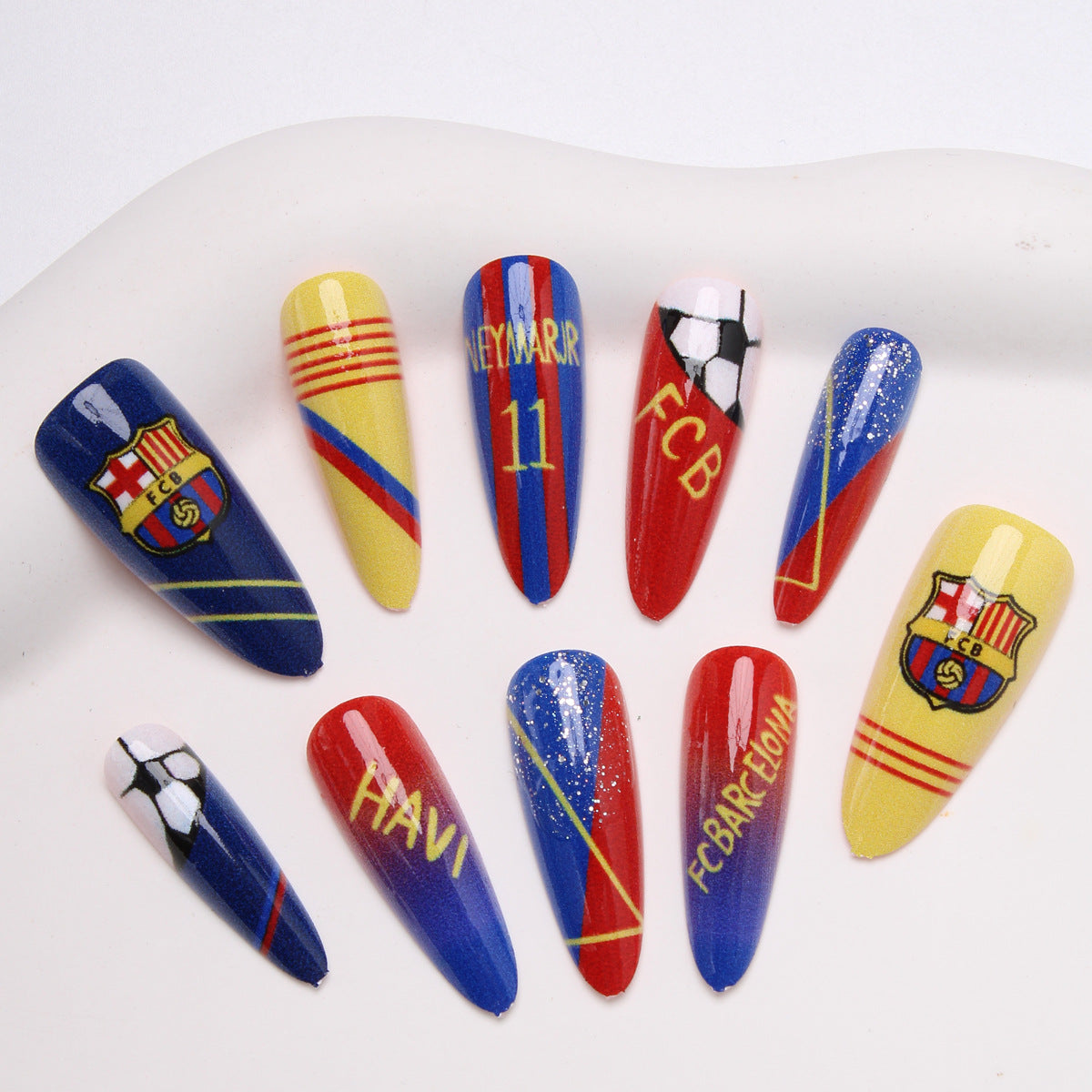 Sports-Themed Stiletto Presse-Nägel Brehn