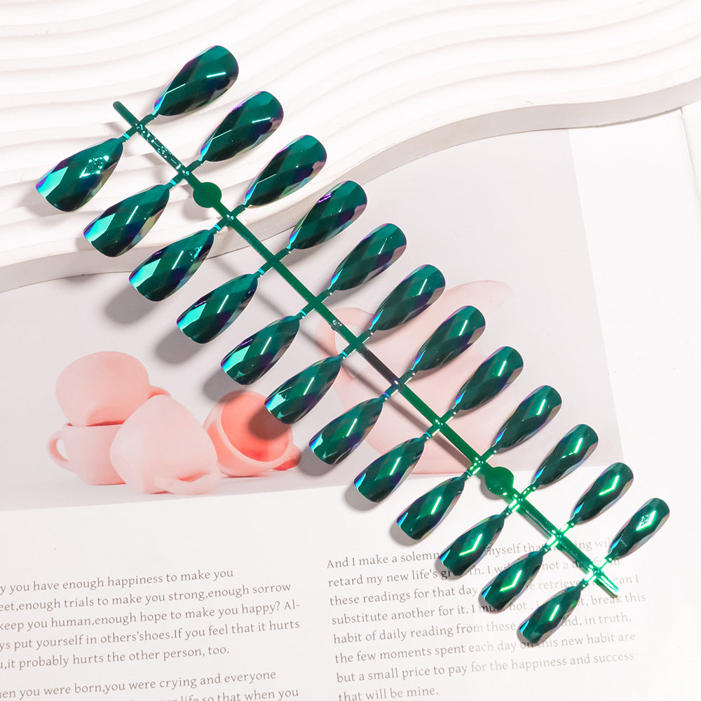 Künstlerisches Press-On-Nagel-Set mit geometrischem Design Brehn