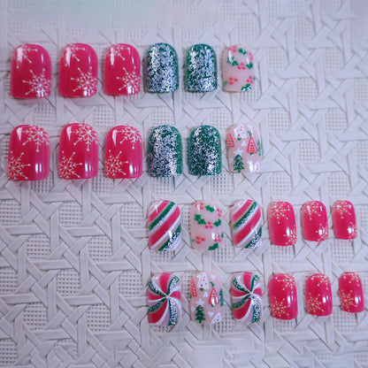 Festliche Feiertags-Themen-Nail Art Brehn