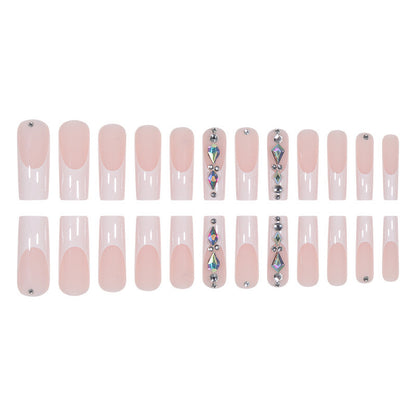 Kunstnagelset mit glamourösen Strass- und 3D-Verzierungen Brehn