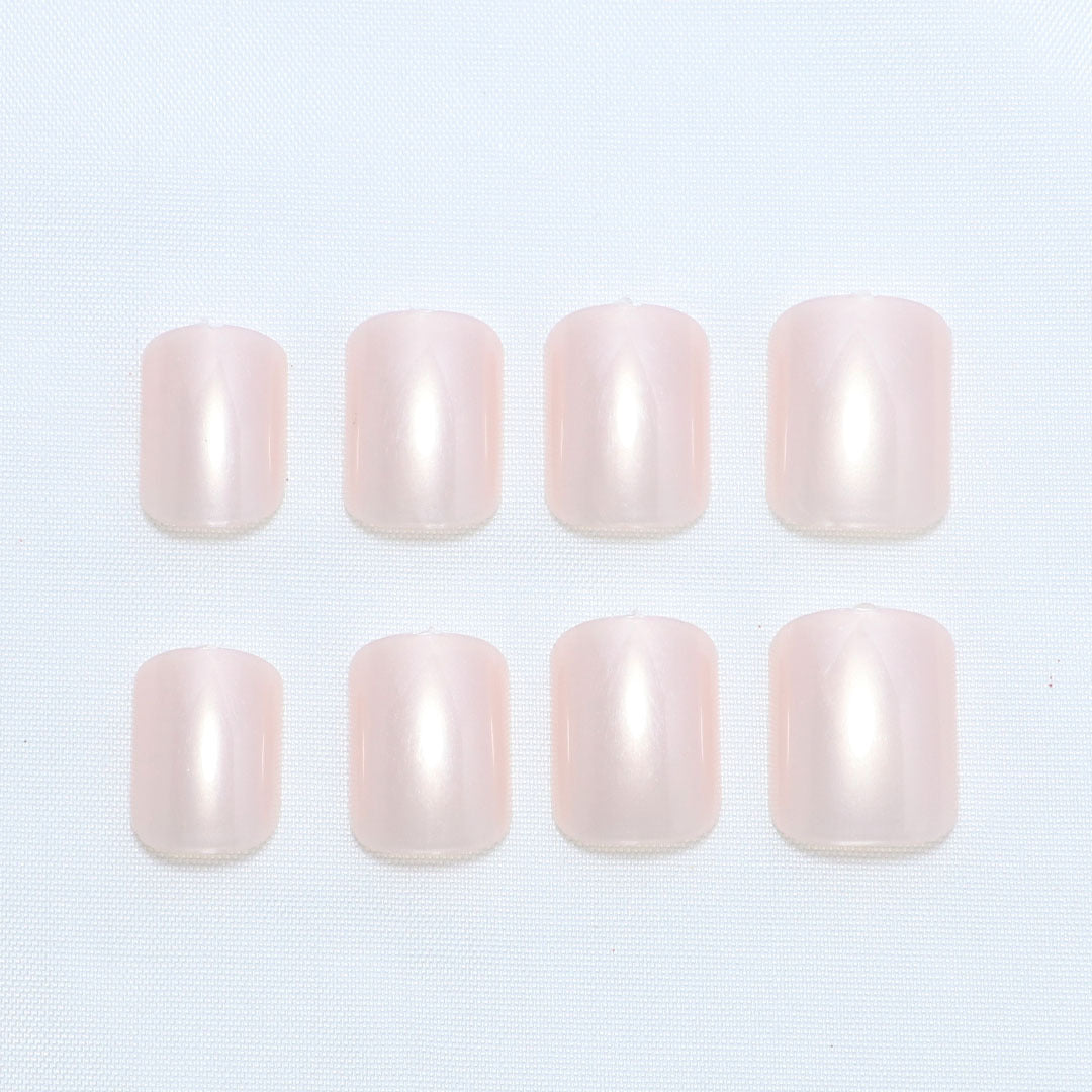 Premium Press-On Nail Kit mit natürlichem Finish Brehn