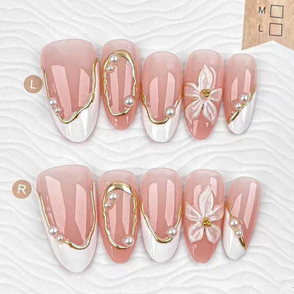 Blumen- und Perlen-verziertes Press-On Nageldesign Set Brehn