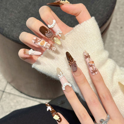 Dekorative Nagelkunst Press-On Nägel mit skurrilen Leckereien
