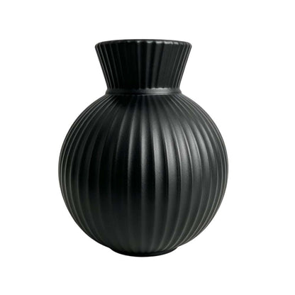 Elegante gerippte Keramikvase Brehn
