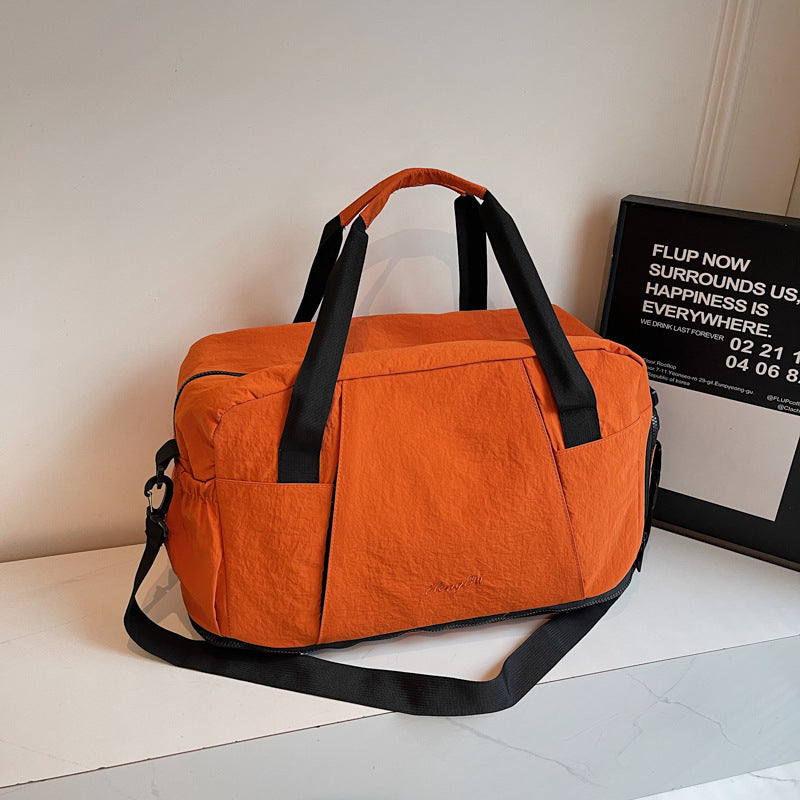 Sportliche Reisetasche mit Innovativem Stauraum Brehn