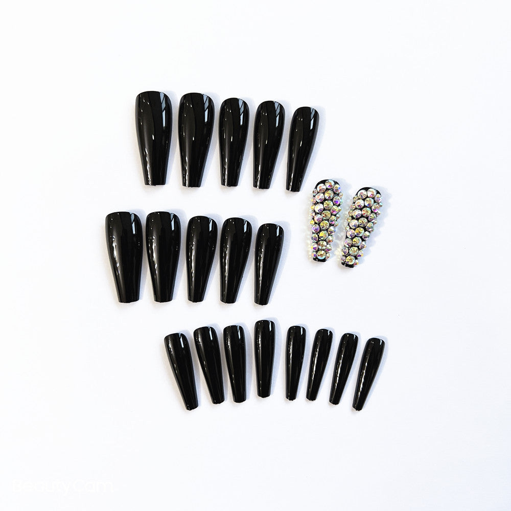 Glamouröse lange Stiletto Press-On Nagelset mit Strassakzenten