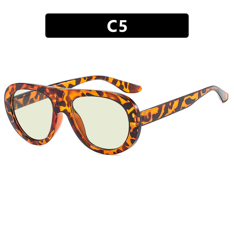 Damen modische oversized Sonnenbrille mit schützendem UV-Filter Brehn