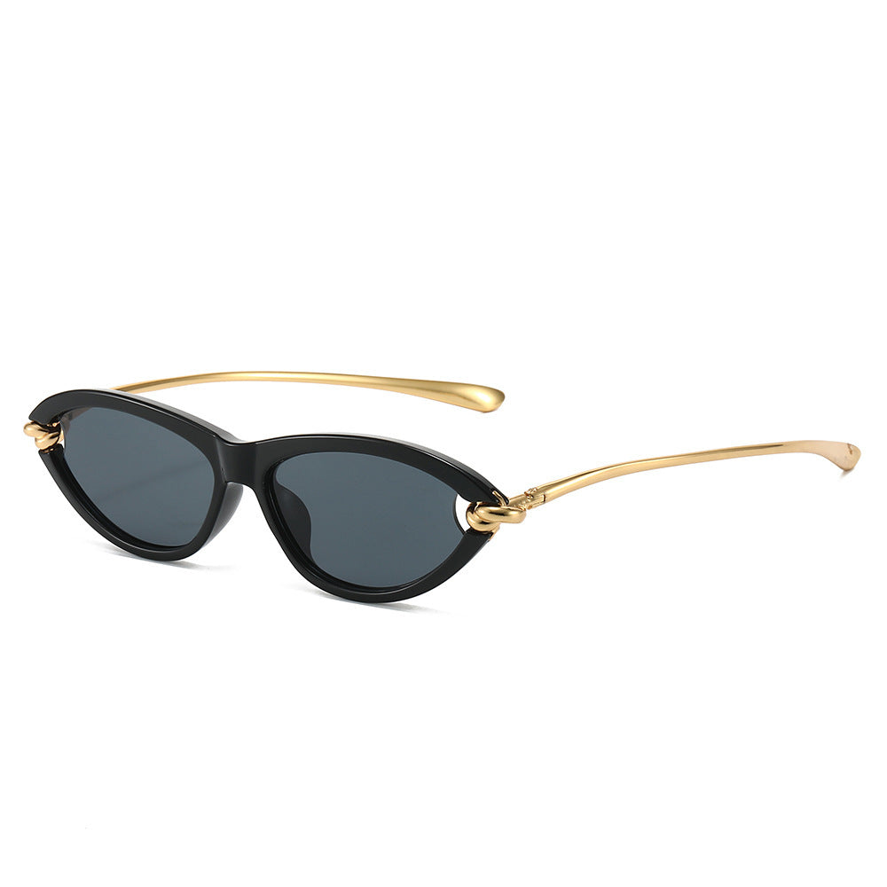 Chic Cat-Eye Sonnenbrille mit goldenen Akzenten Brehn
