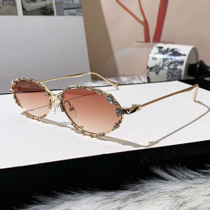 Damen extravagante oversized Sonnenbrille mit futuristischem Design Brehn