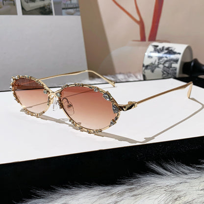 Damen extravagante oversized Sonnenbrille mit futuristischem Design Brehn