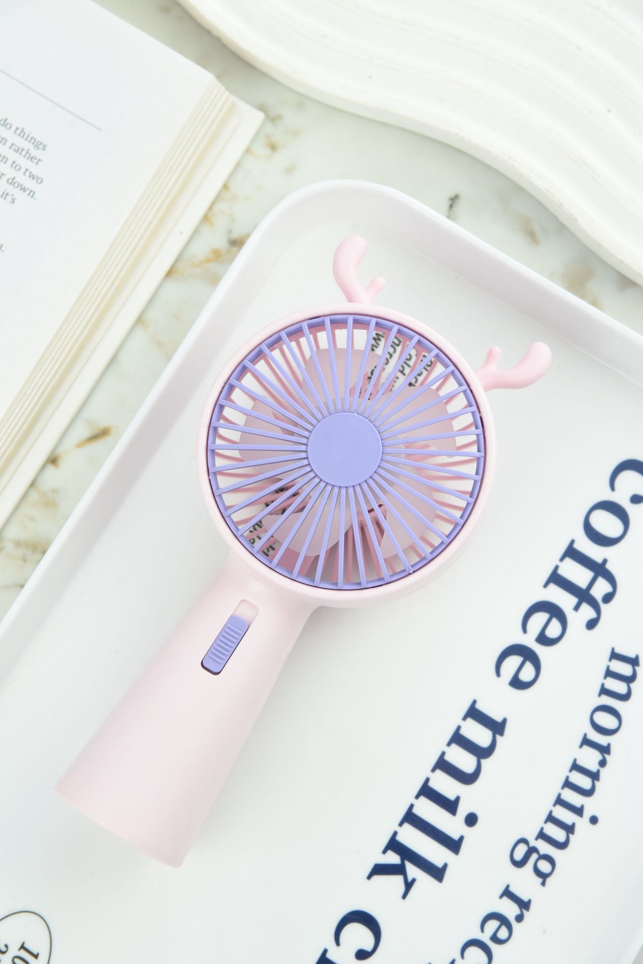 Damen tragbarer Mini-Lüfter mit süßem Design Brehn