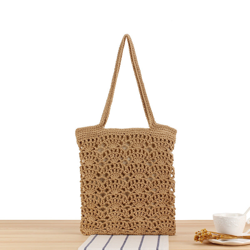 Handtasche Aus Handgeknüpftem Natürlichen Material mit Eleganten Details Brehn