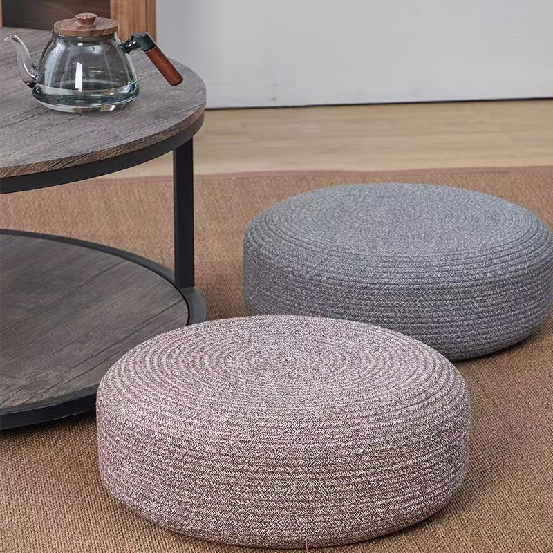 Handgefertigter Sitzpouf Brehn