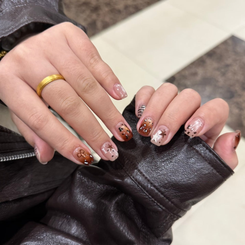 Künstlerische Nagelverlängerungen Brehn