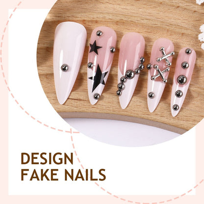 Kunstnagelset mit stylischen Sternen- und Glitzerakzenten Brehn