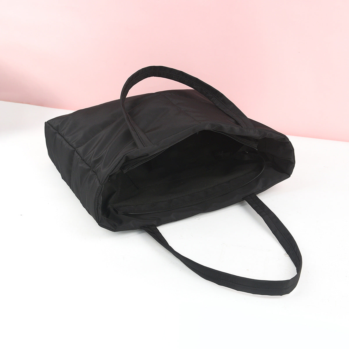 Einkaufstasche mit Gepolstertem Design Brehn