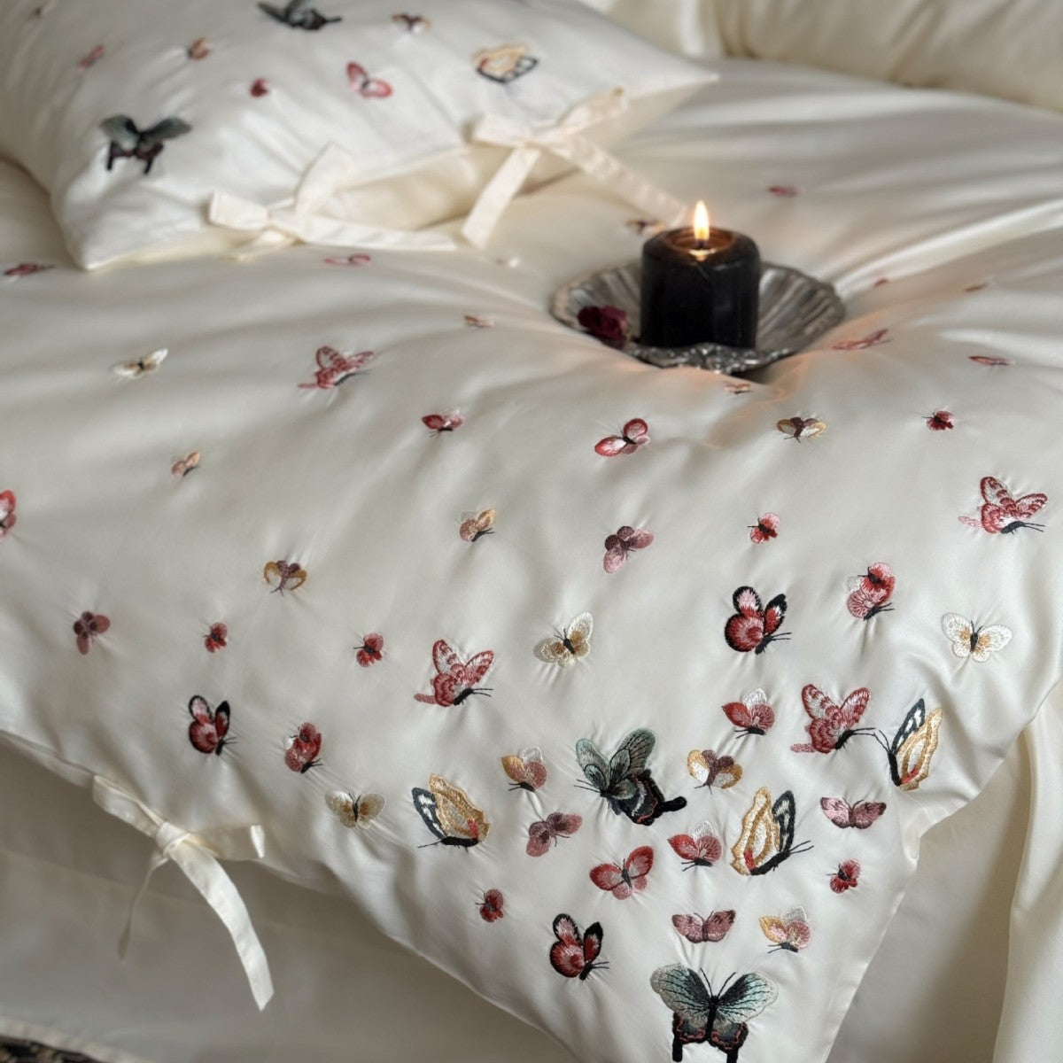 Bestickte Schmetterling Baumwollsatin Bettbezug Set