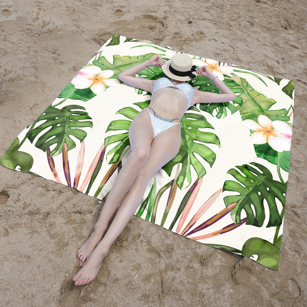 Stranddecke mit lebhaftem Blumenmuster und innovativer Struktur Brehn