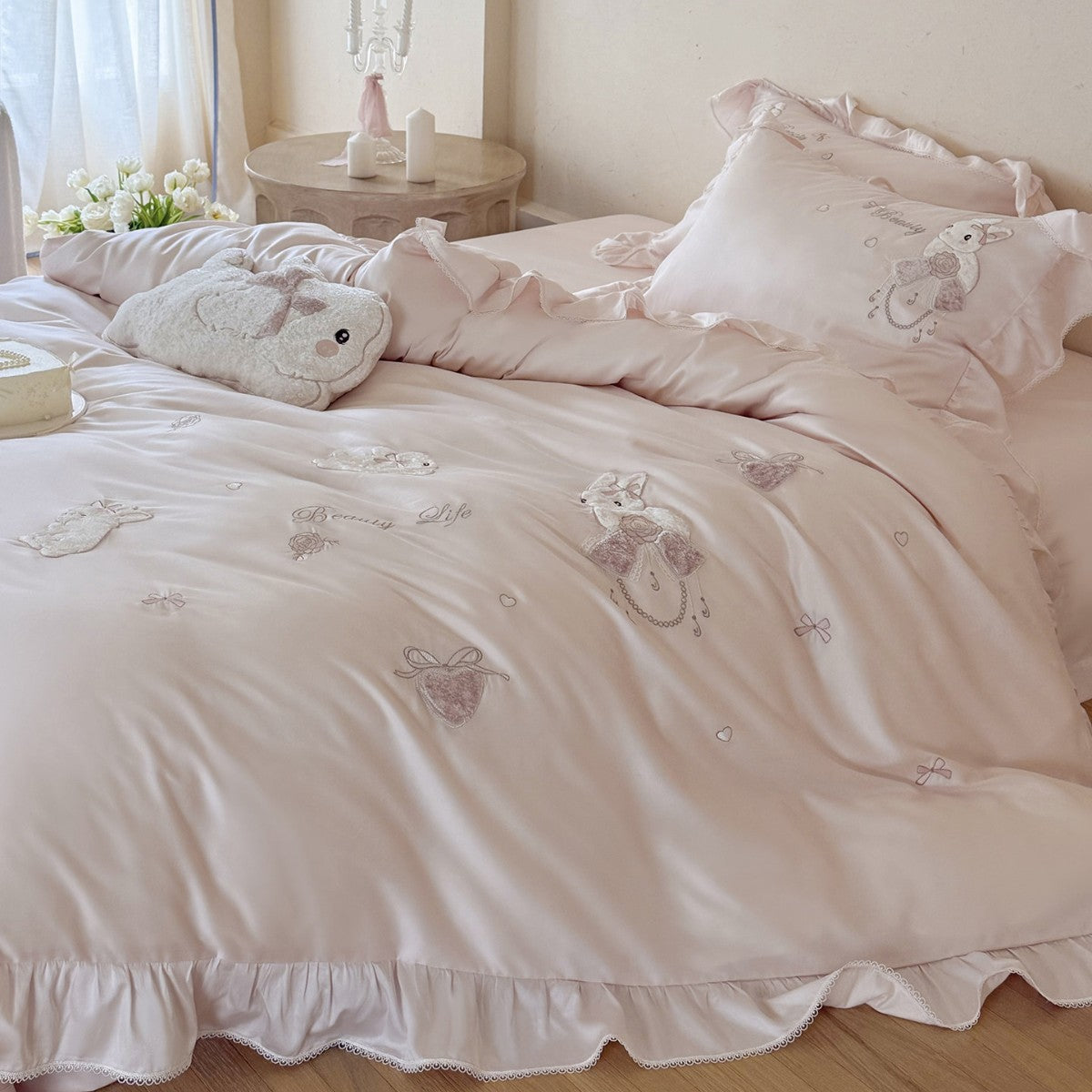 Luxus Baumwollsatin Bestickte Botanische Kaninchen Bettbezugset